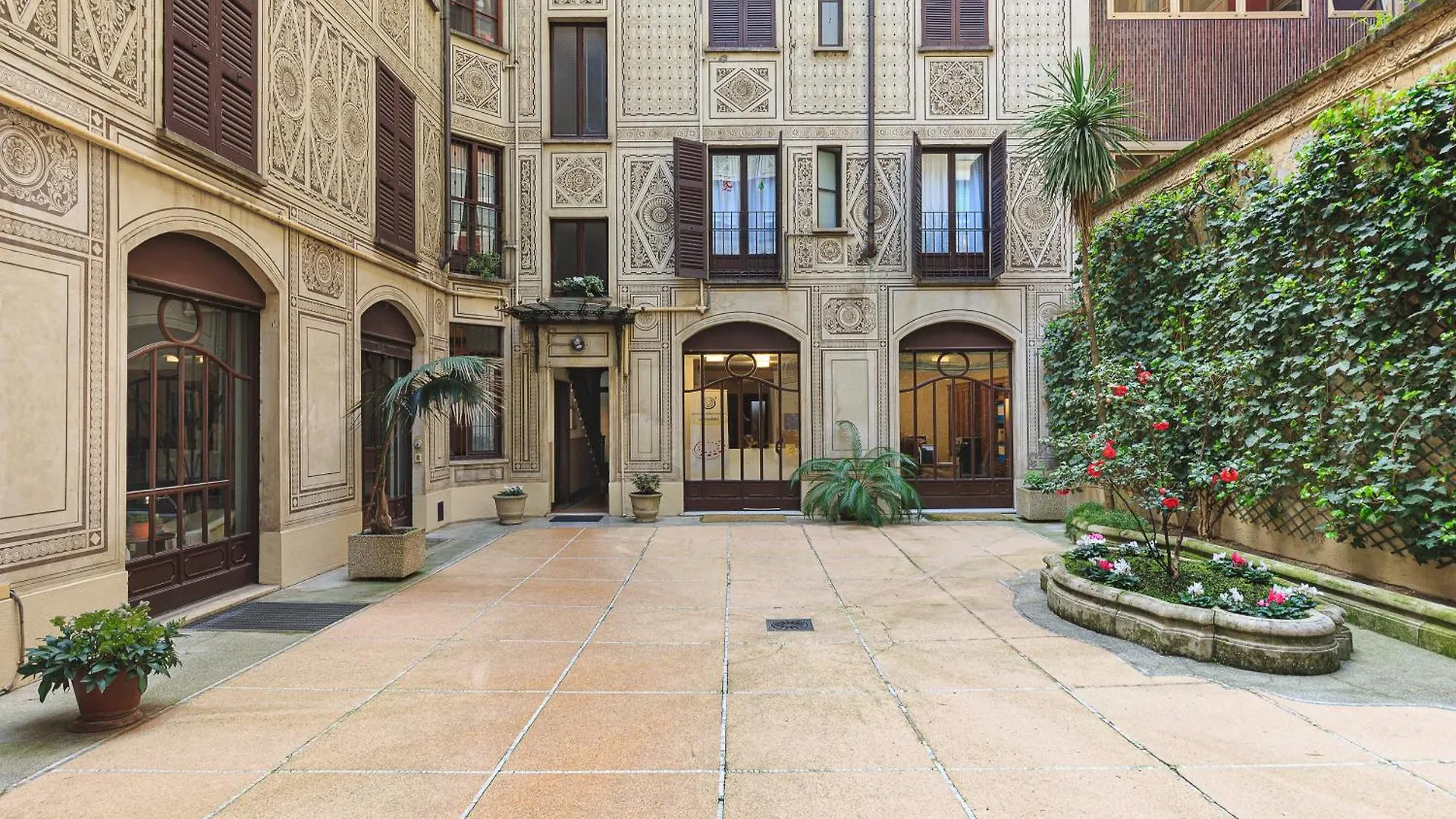 Apartment Easyhomes - Repubblica Milan