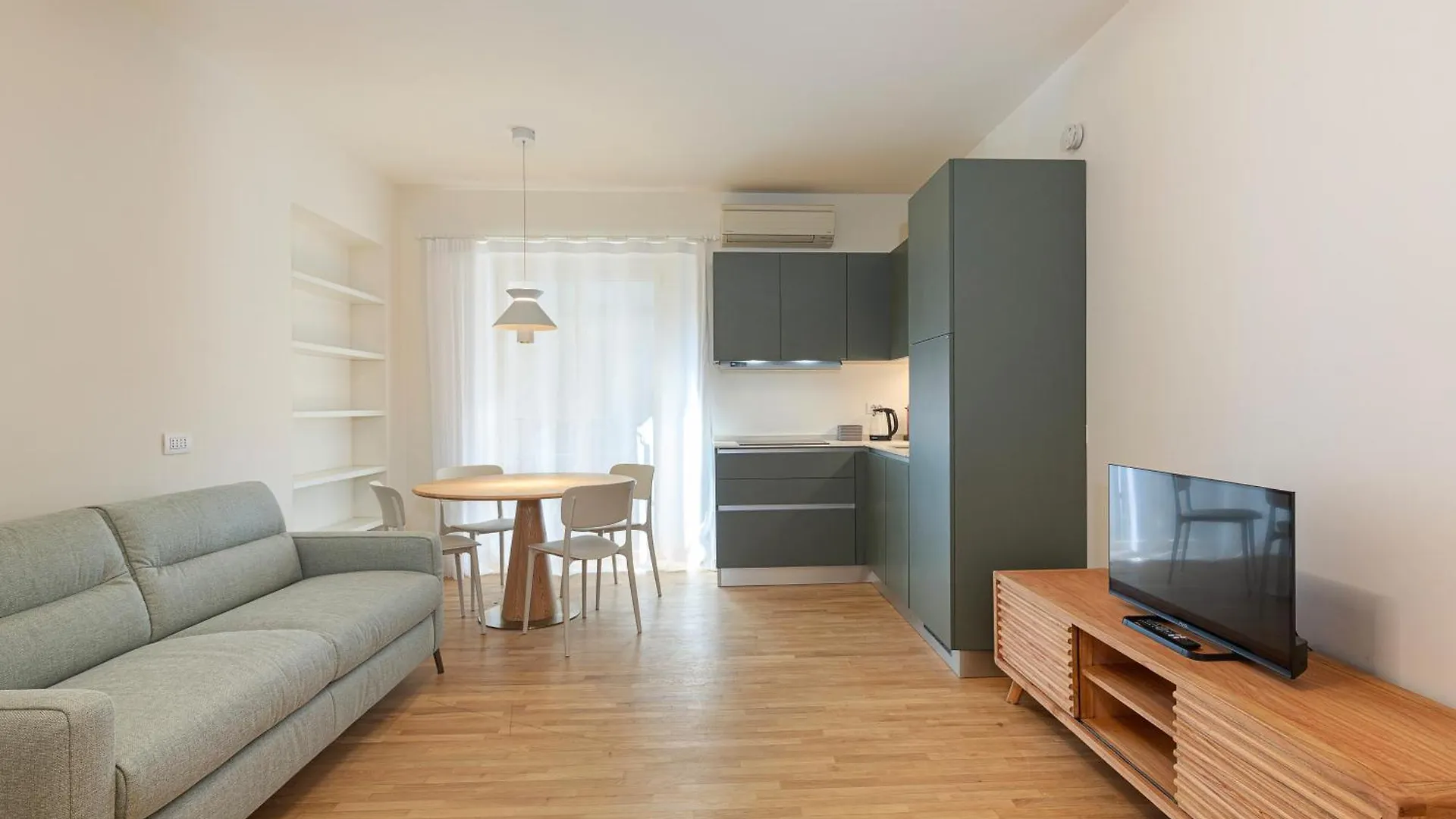 Apartment Easyhomes - Repubblica Milan