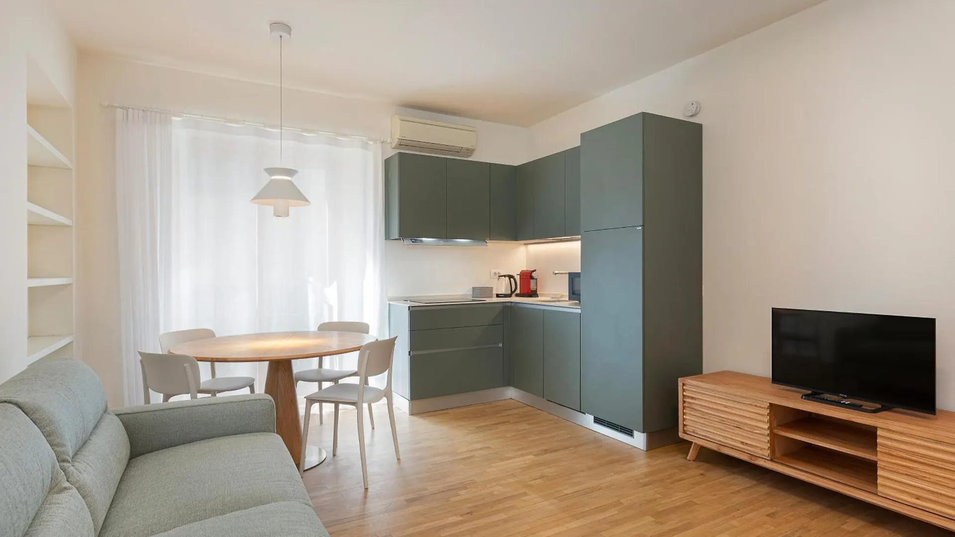 Easyhomes - Repubblica Milan