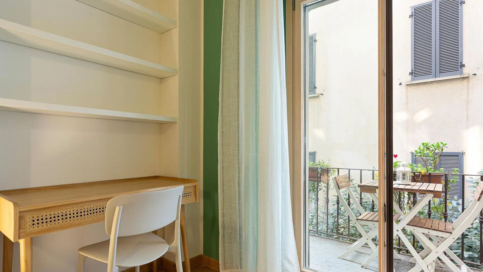 Easyhomes - Repubblica Milán 0*,